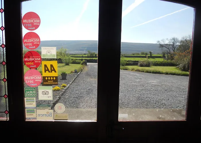 بيت ضيافة Cappabhaile House باليفاوغان